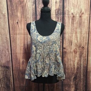 Ecote Stay Dressy Paisley Low Back Blouse Size Small!